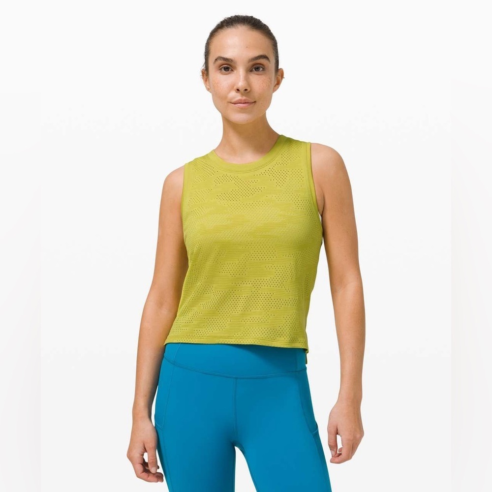 Lululemon train to be tank Lime Green color size large